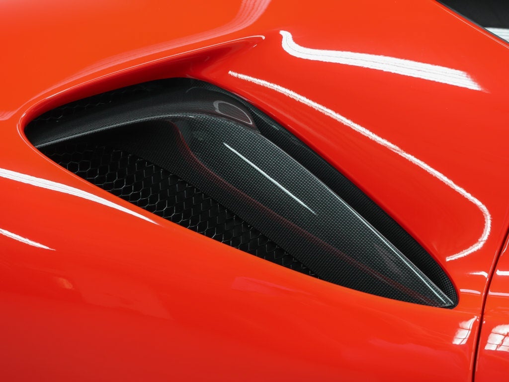 2023 Ferrari SF90 Stradale Base