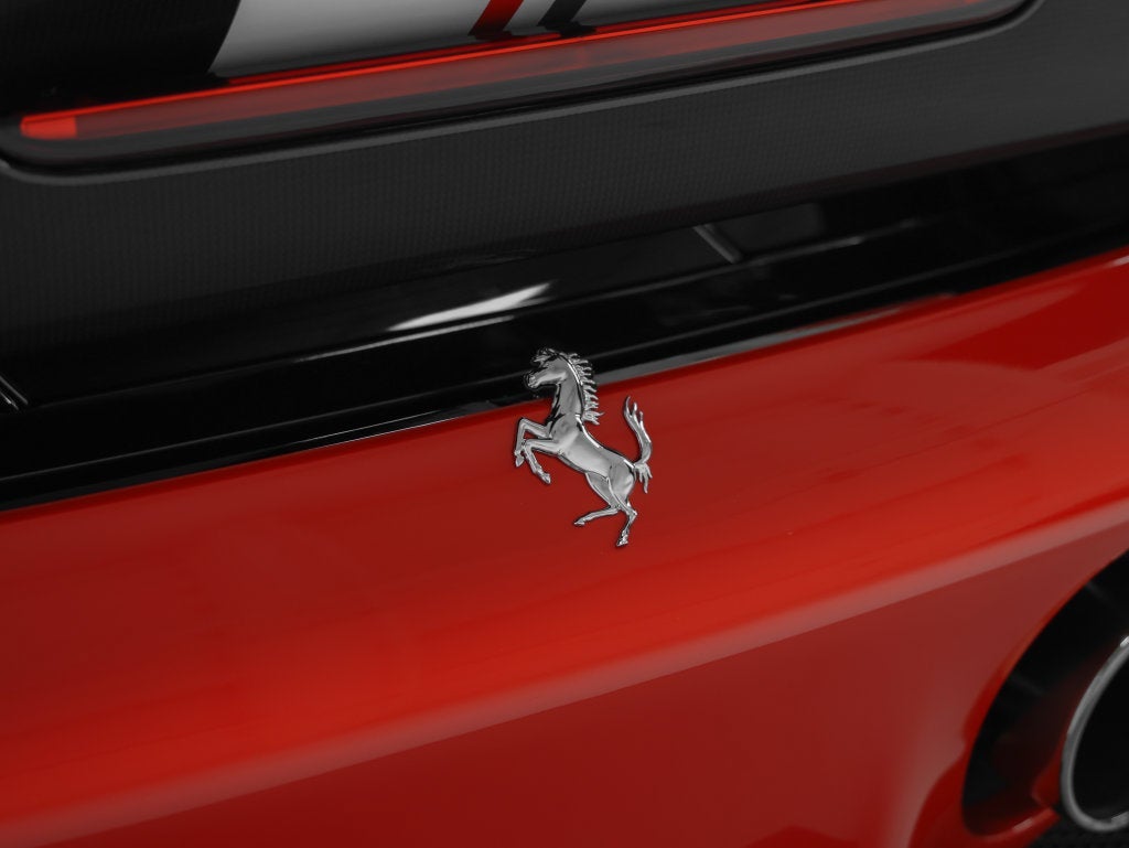 2023 Ferrari SF90 Stradale Base