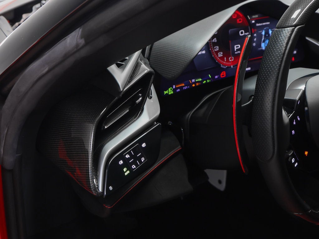2023 Ferrari SF90 Stradale Base