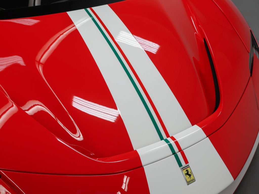 2023 Ferrari SF90 Stradale Base