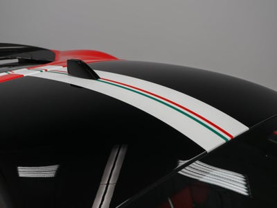 2023 Ferrari SF90 Stradale Base
