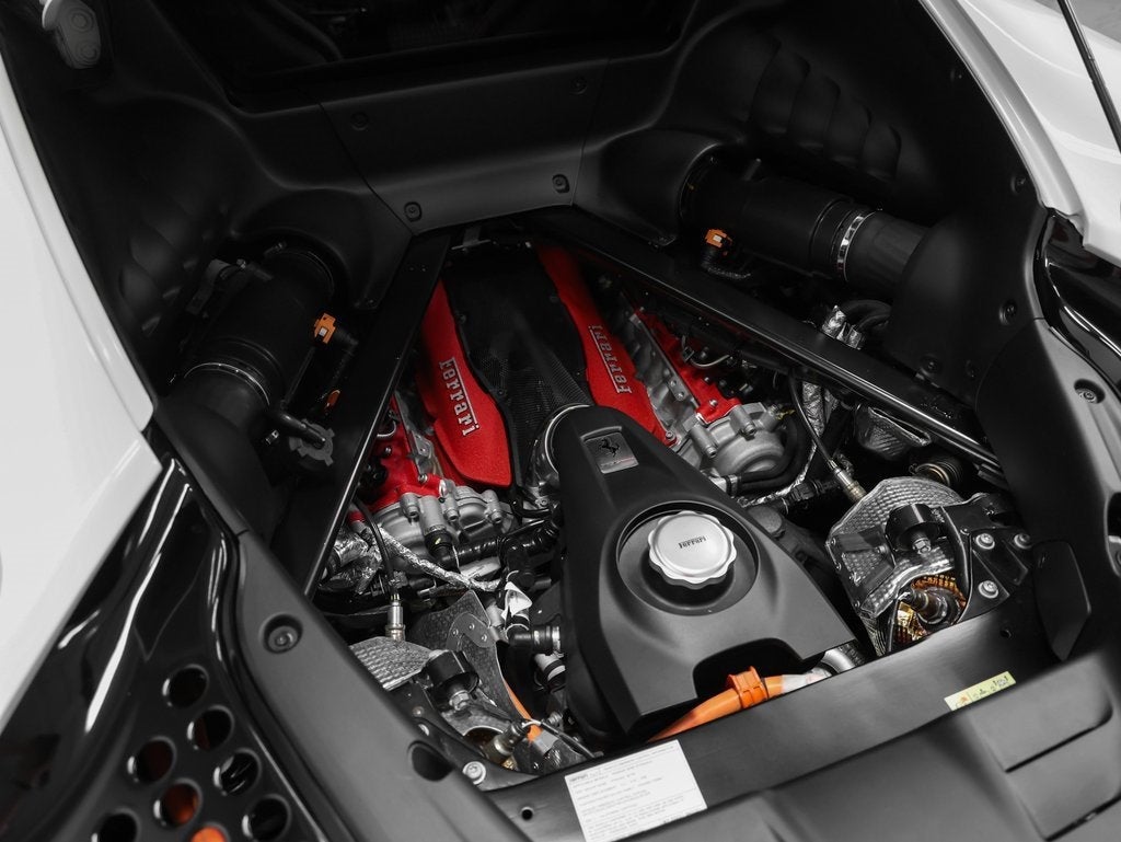 2023 Ferrari SF90 Stradale Base