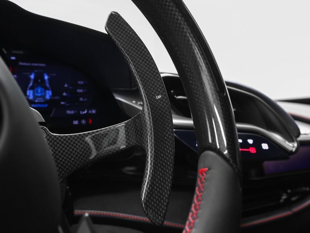 2023 Ferrari SF90 Stradale Base