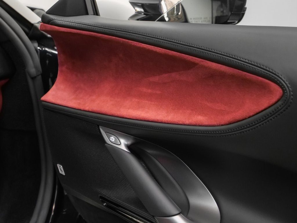 2022 Ferrari SF90 Stradale Base