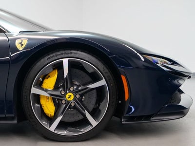 2022 Ferrari SF90 Stradale Base