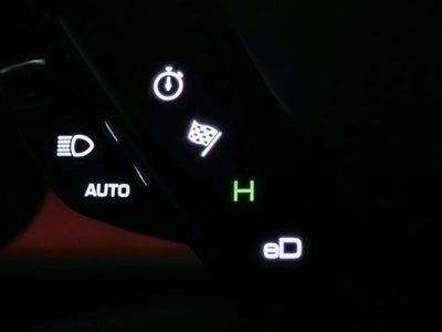 2022 Ferrari SF90 Stradale Base