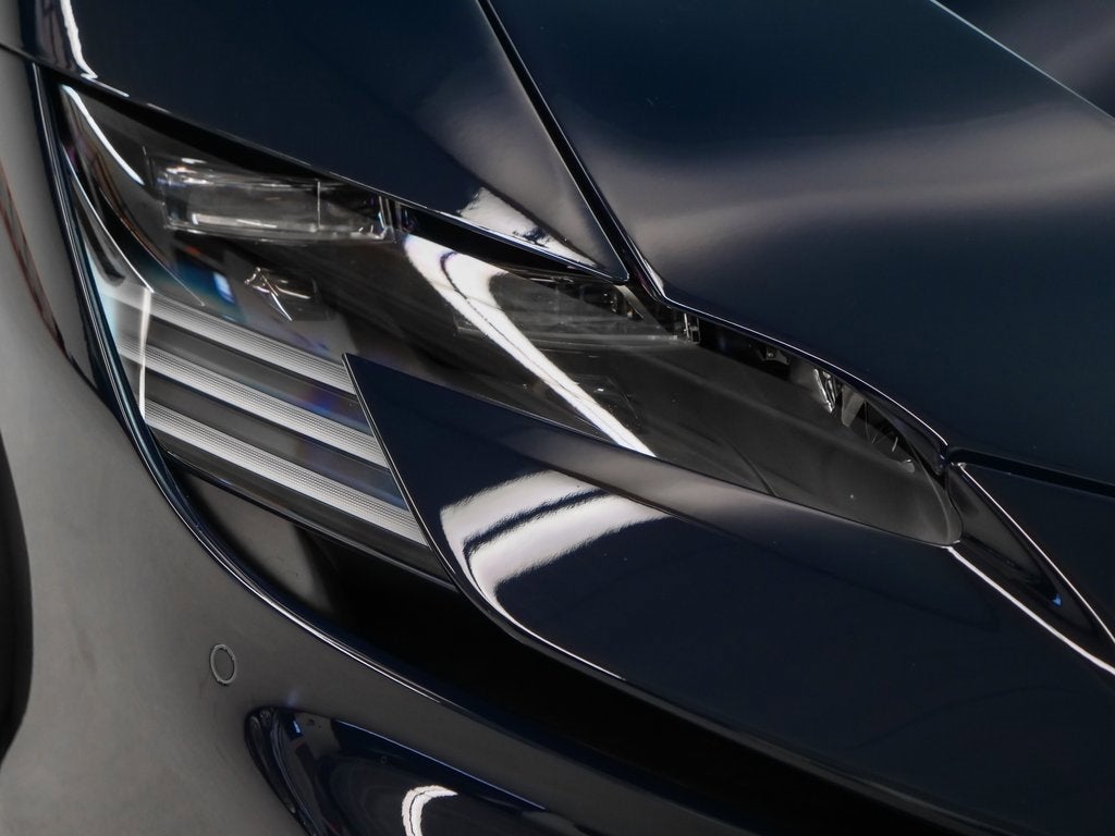 2022 Ferrari SF90 Stradale Base