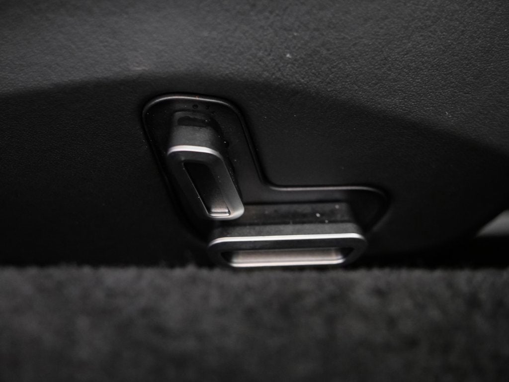 2022 Ferrari SF90 Stradale Base