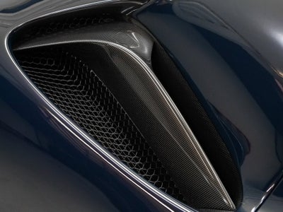 2022 Ferrari SF90 Stradale Base