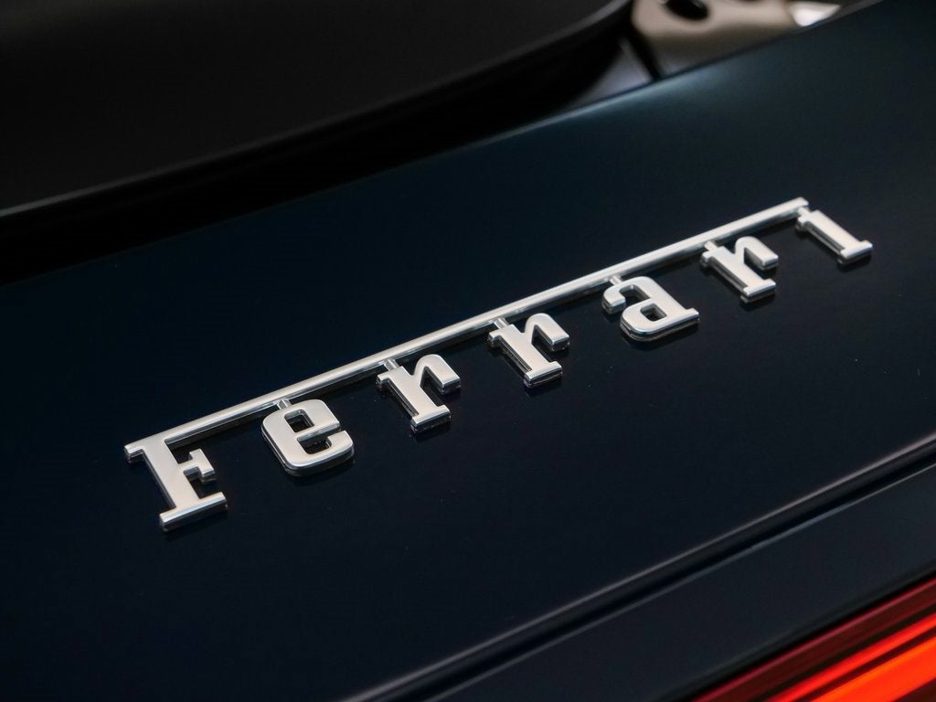 2022 Ferrari SF90 Stradale Base