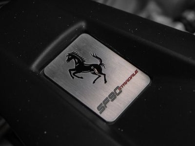 2022 Ferrari SF90 Stradale Base