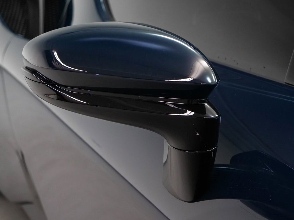 2022 Ferrari SF90 Stradale Base