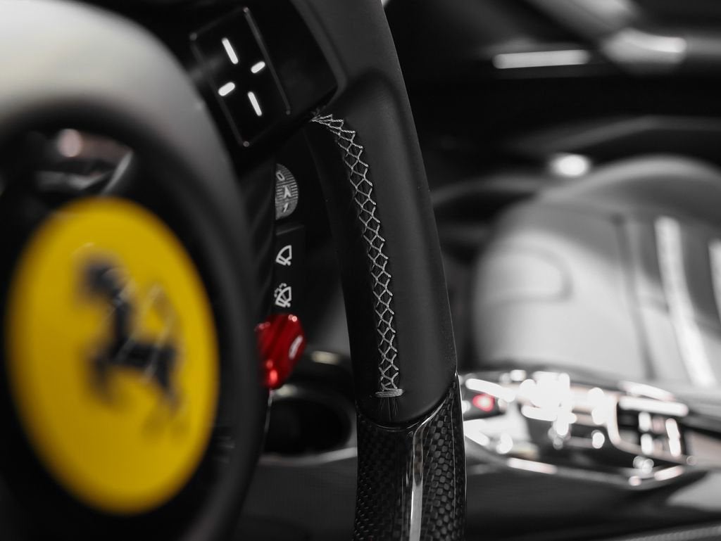 2023 Ferrari SF90 Stradale Base