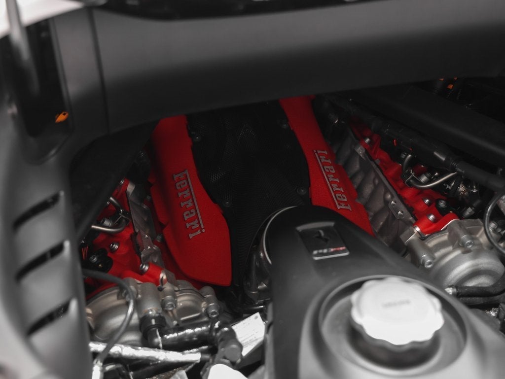 2025 Ferrari SF90 Spider Base