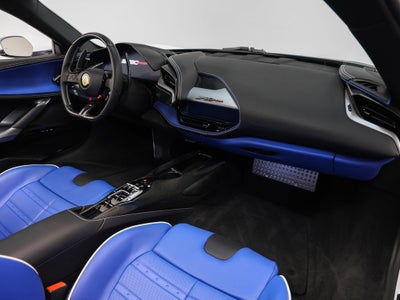 2025 Ferrari SF90 Spider Base