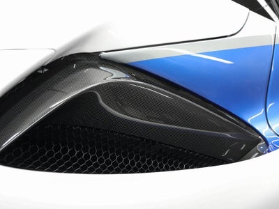 2025 Ferrari SF90 Spider Base