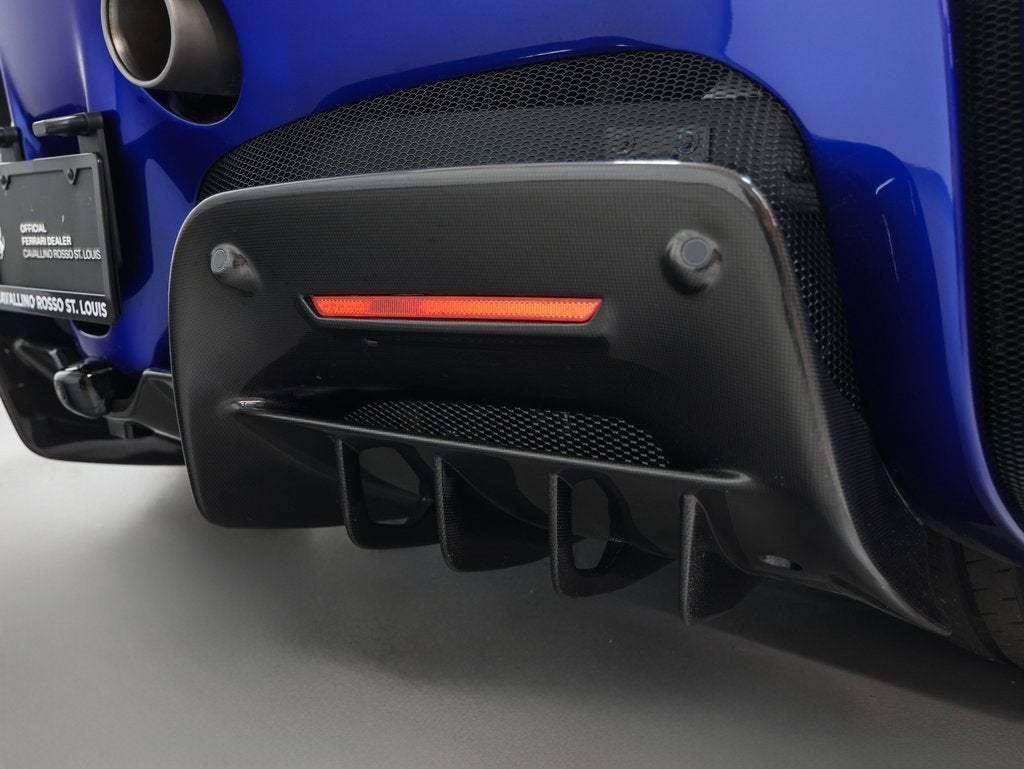 2023 Ferrari SF90 Spider Base