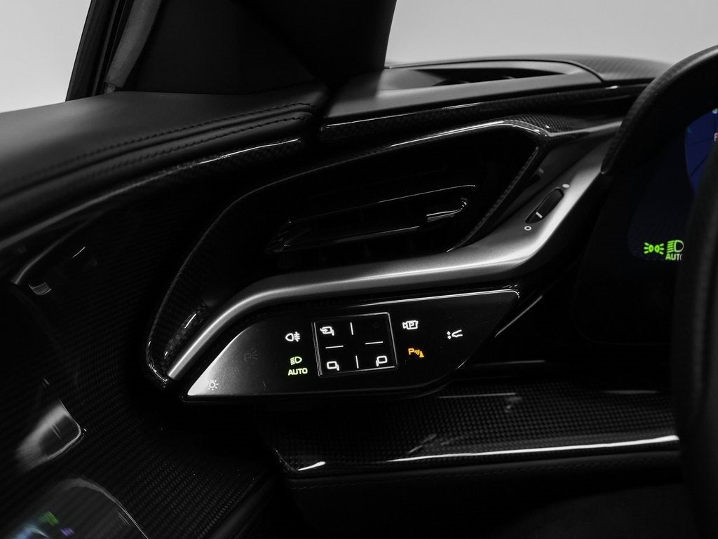 2023 Ferrari SF90 Spider Base