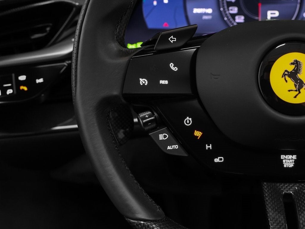 2023 Ferrari SF90 Spider Base