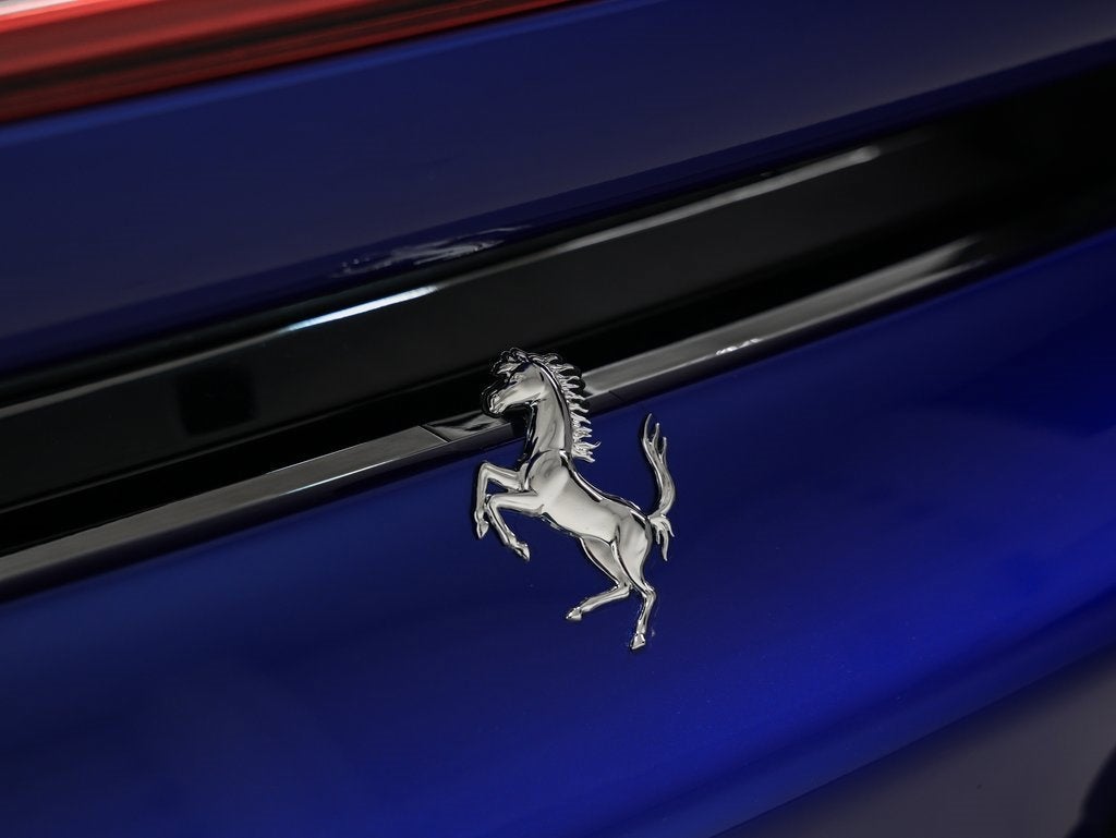 2023 Ferrari SF90 Spider Base