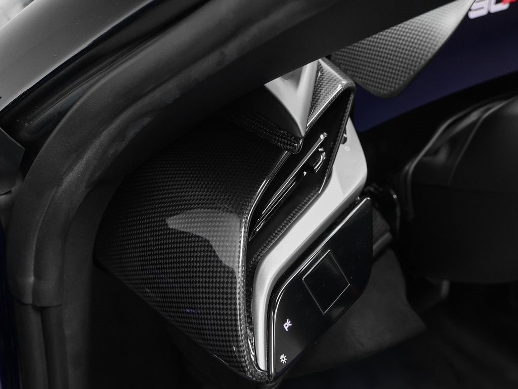 2023 Ferrari SF90 Spider Base