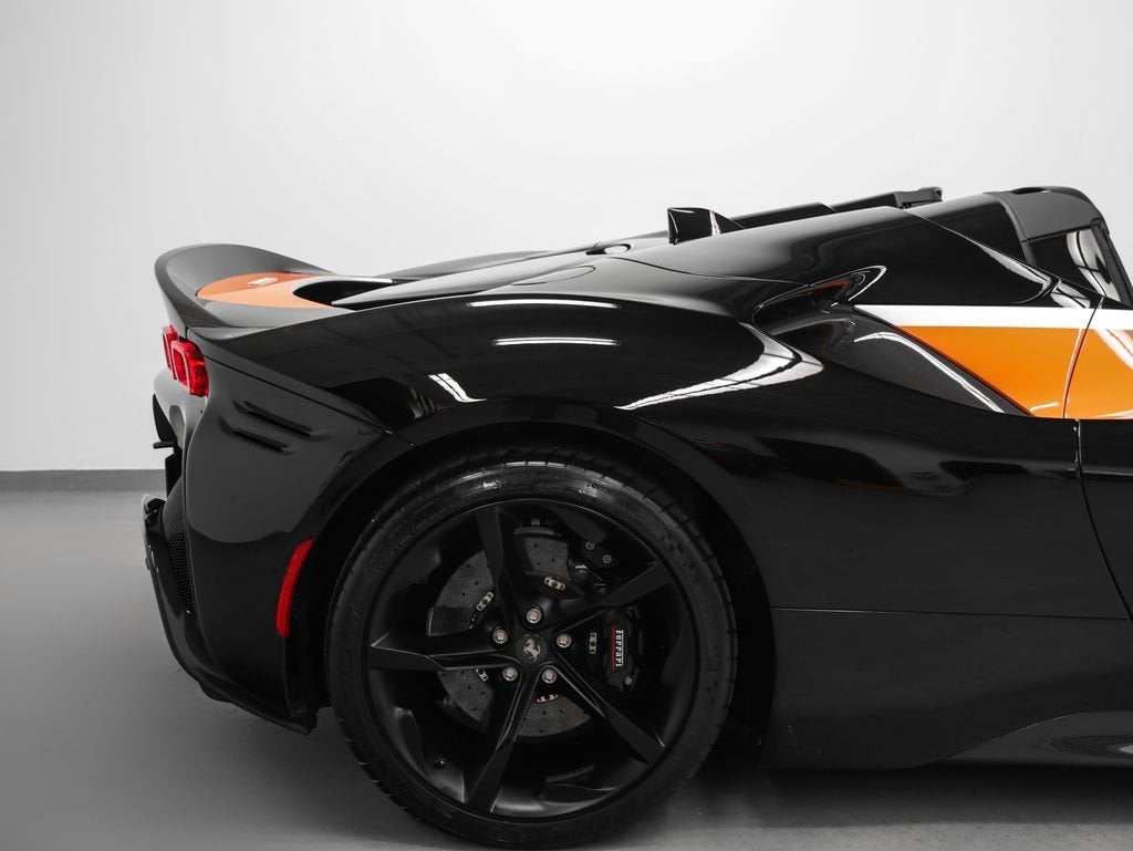 2023 Ferrari SF90 Spider Base