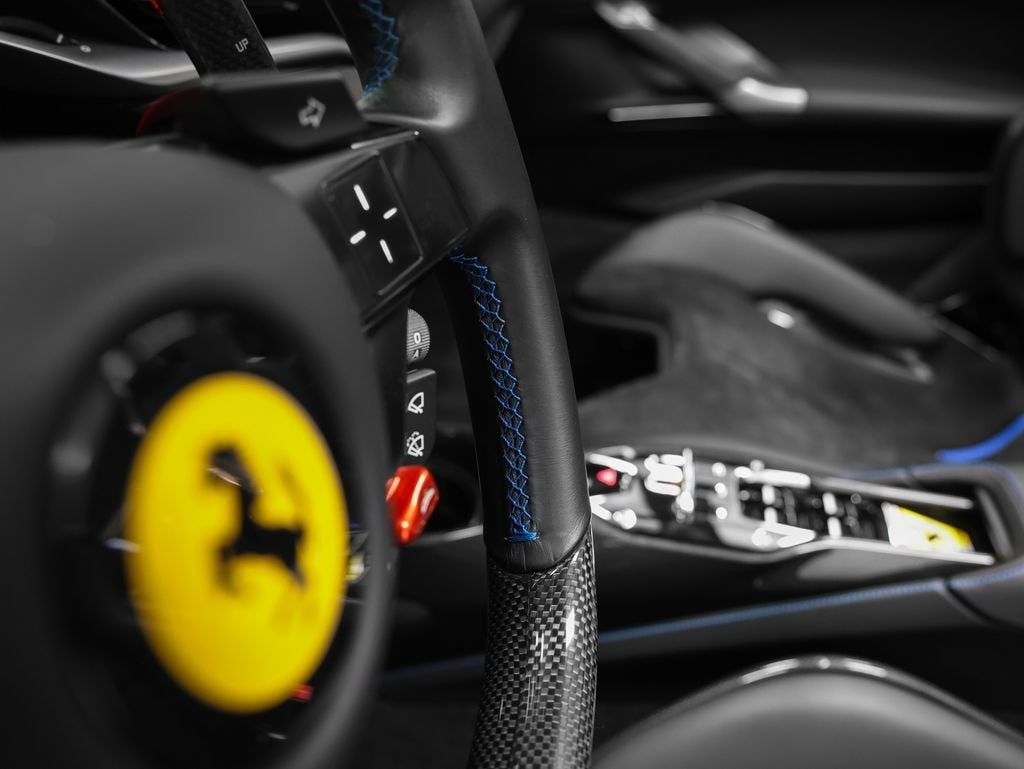 2022 Ferrari SF90 Spider Base