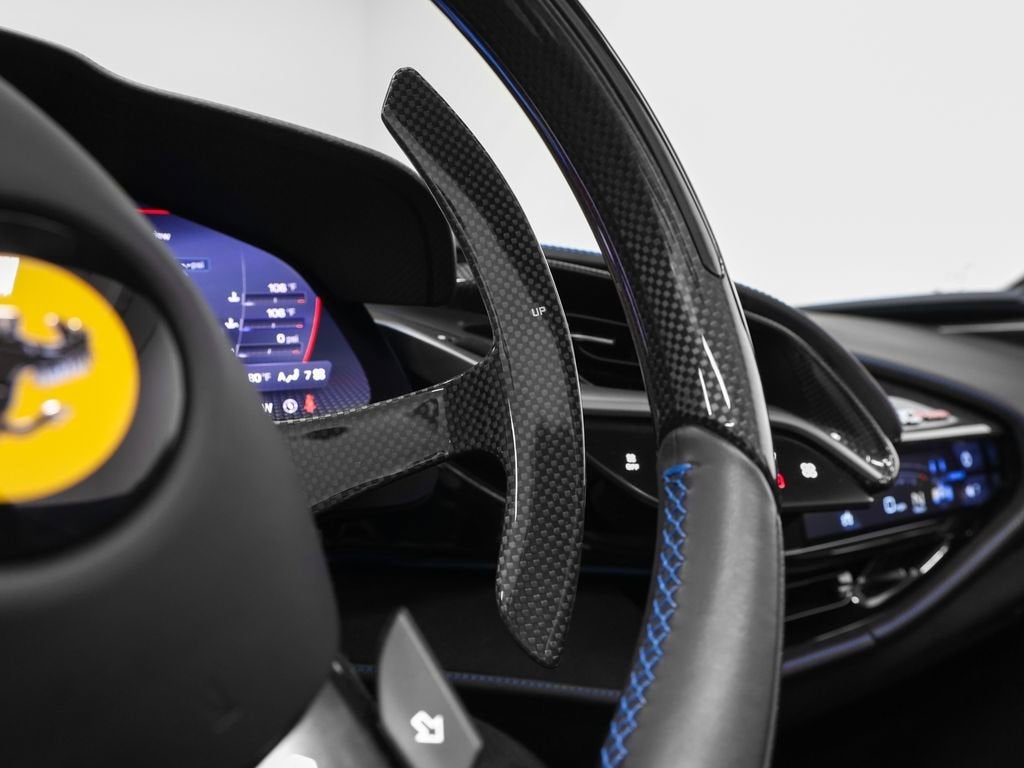 2022 Ferrari SF90 Spider Base