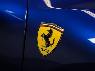 2022 Ferrari SF90 Spider Base
