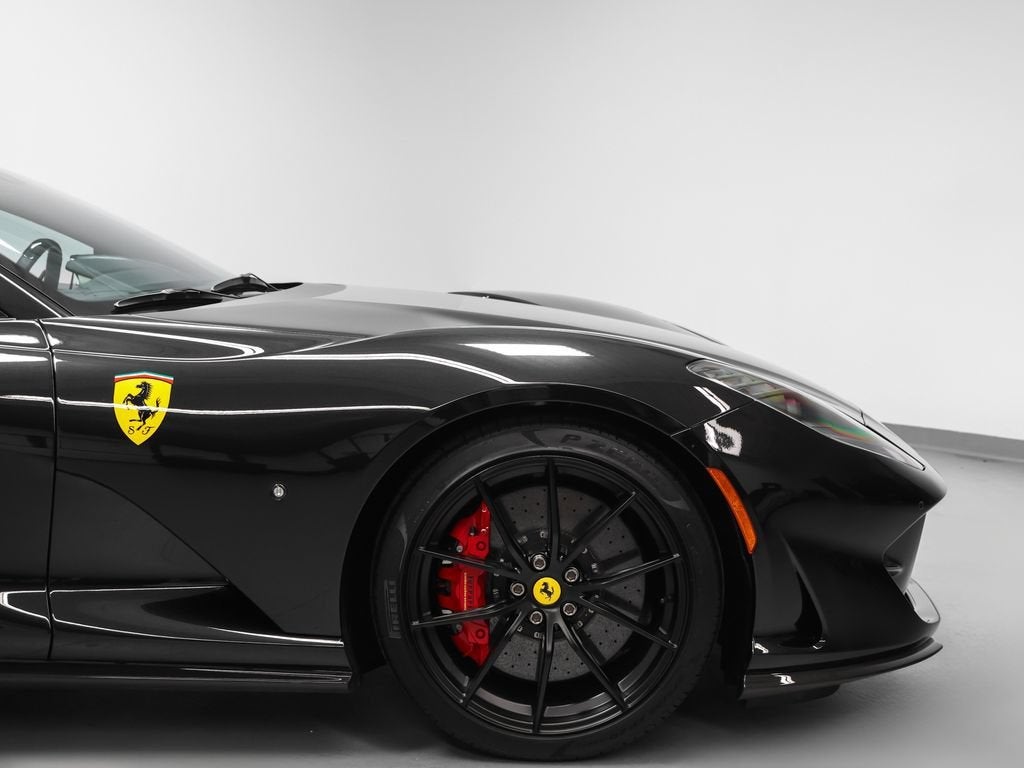 2022 Ferrari 812 GTS Base
