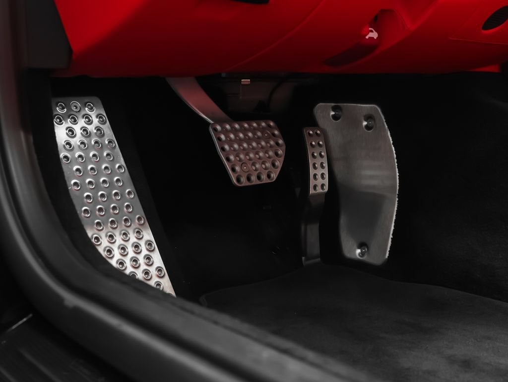 2022 Ferrari 812 GTS Base