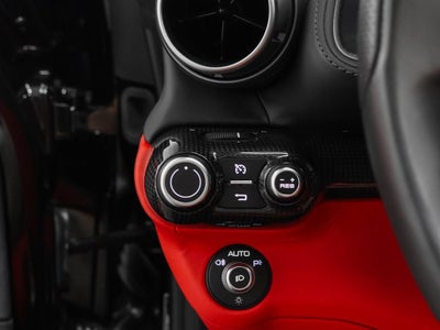 2022 Ferrari 812 GTS Base