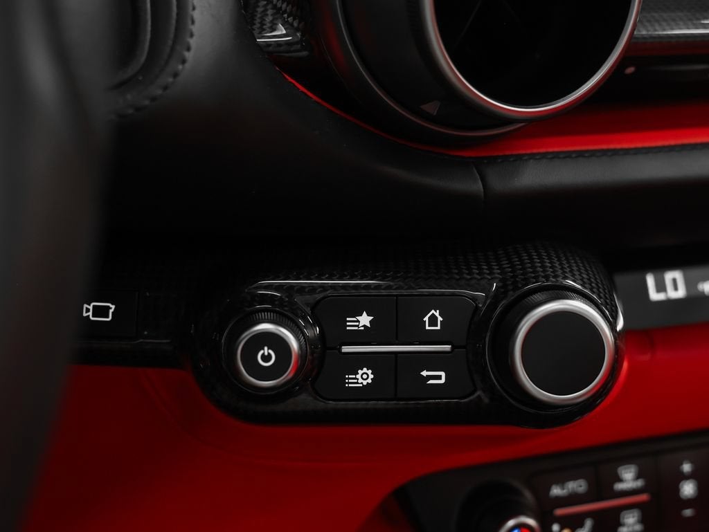 2022 Ferrari 812 GTS Base