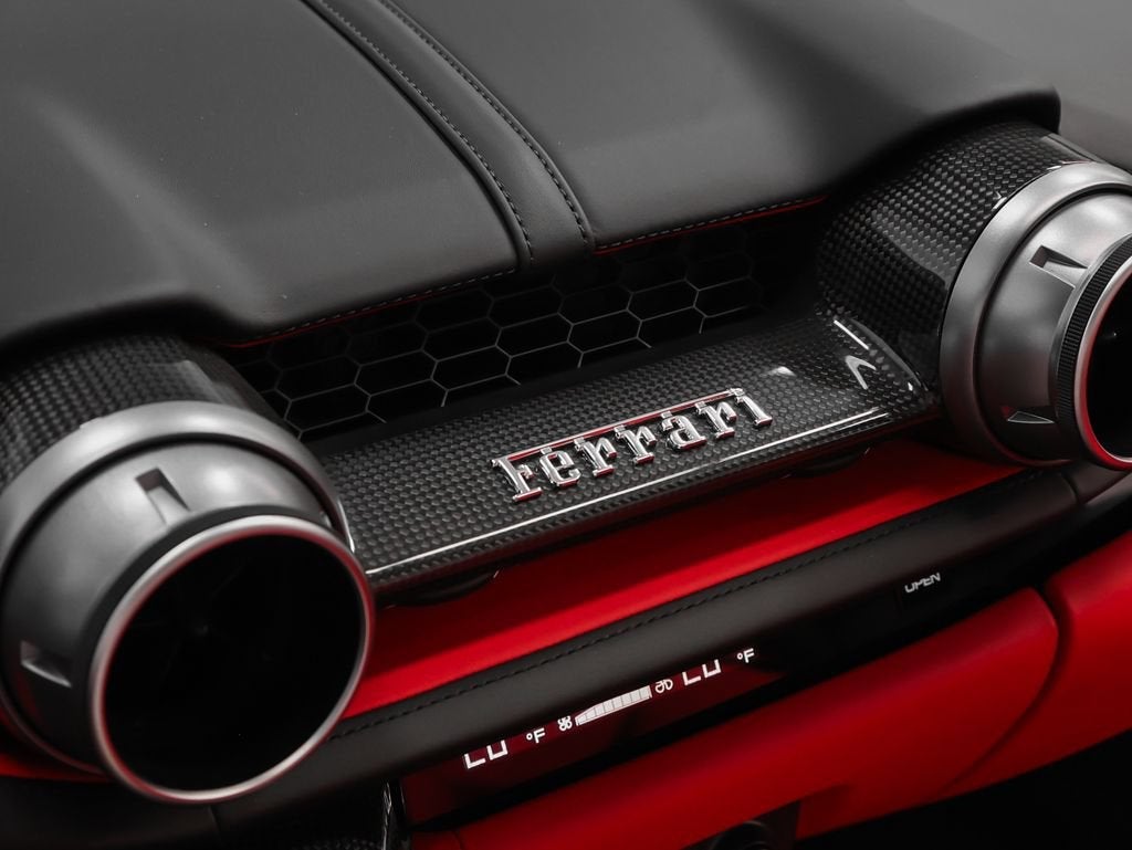 2022 Ferrari 812 GTS Base