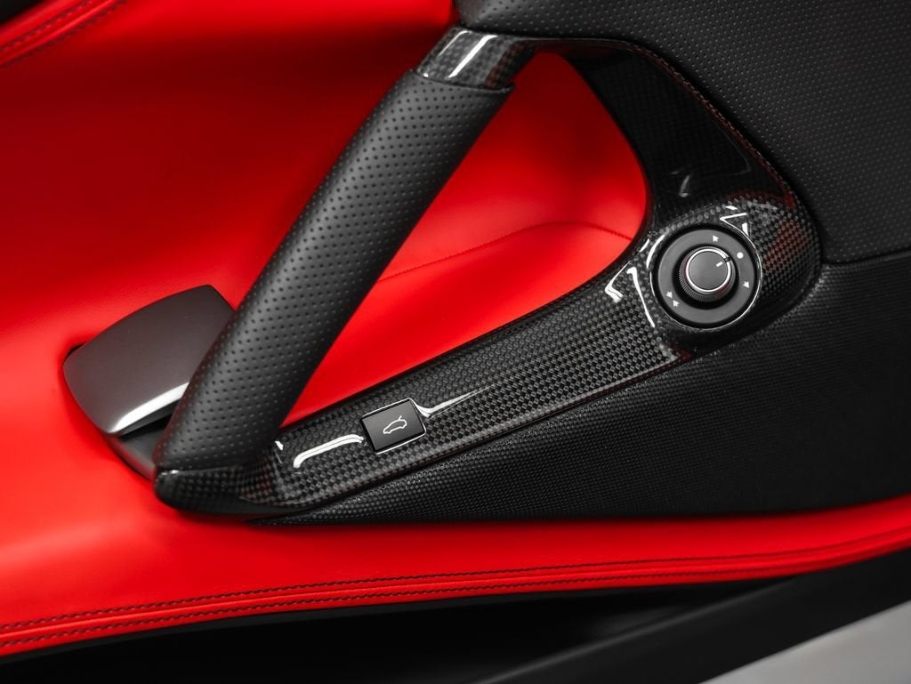 2022 Ferrari 812 GTS Base