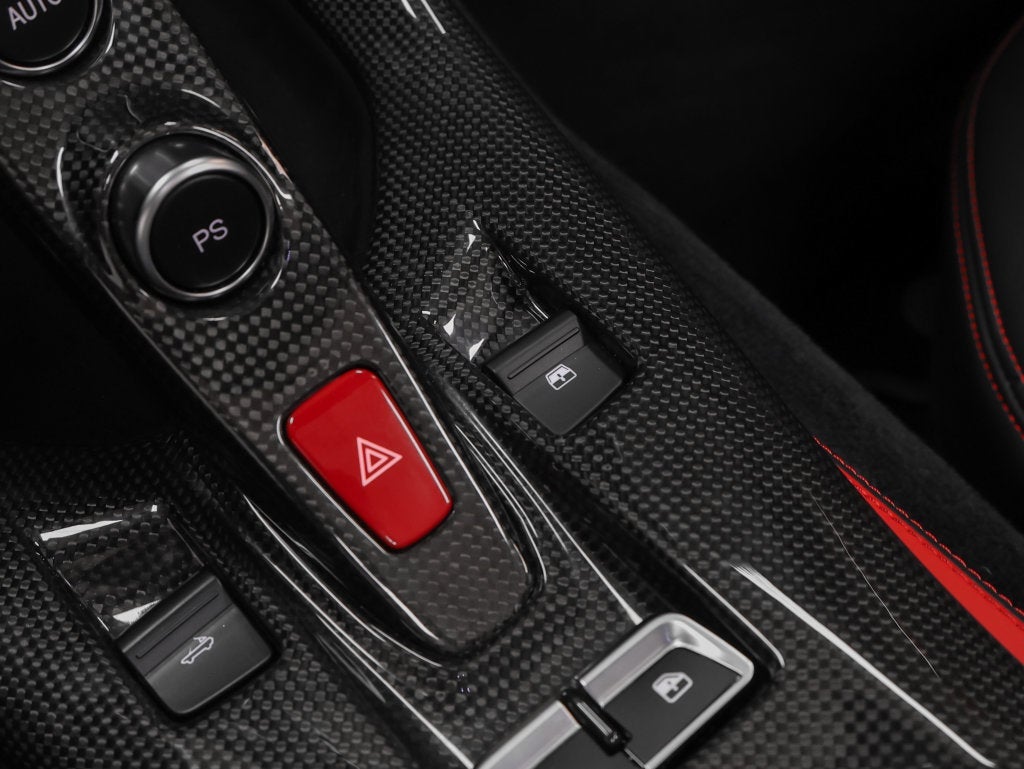 2023 Ferrari 812 GTS Base