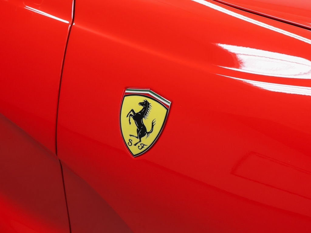 2023 Ferrari 812 GTS Base