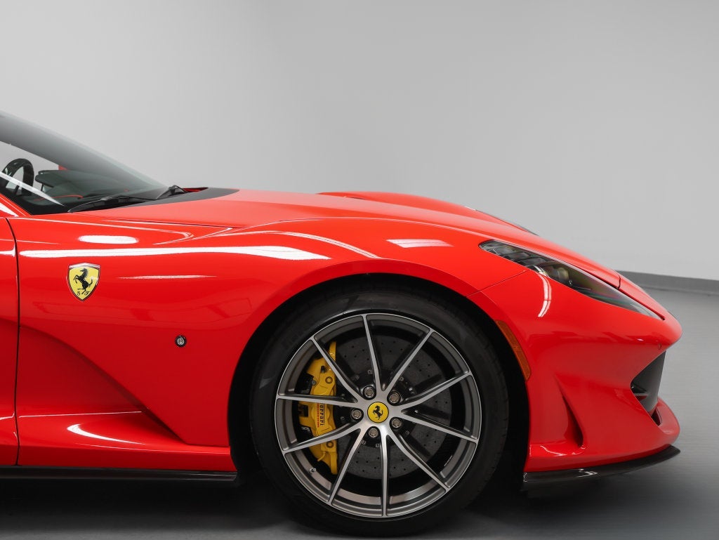 2023 Ferrari 812 GTS Base