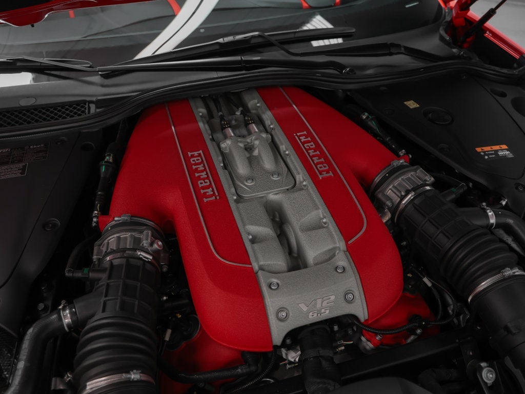 2023 Ferrari 812 GTS Base