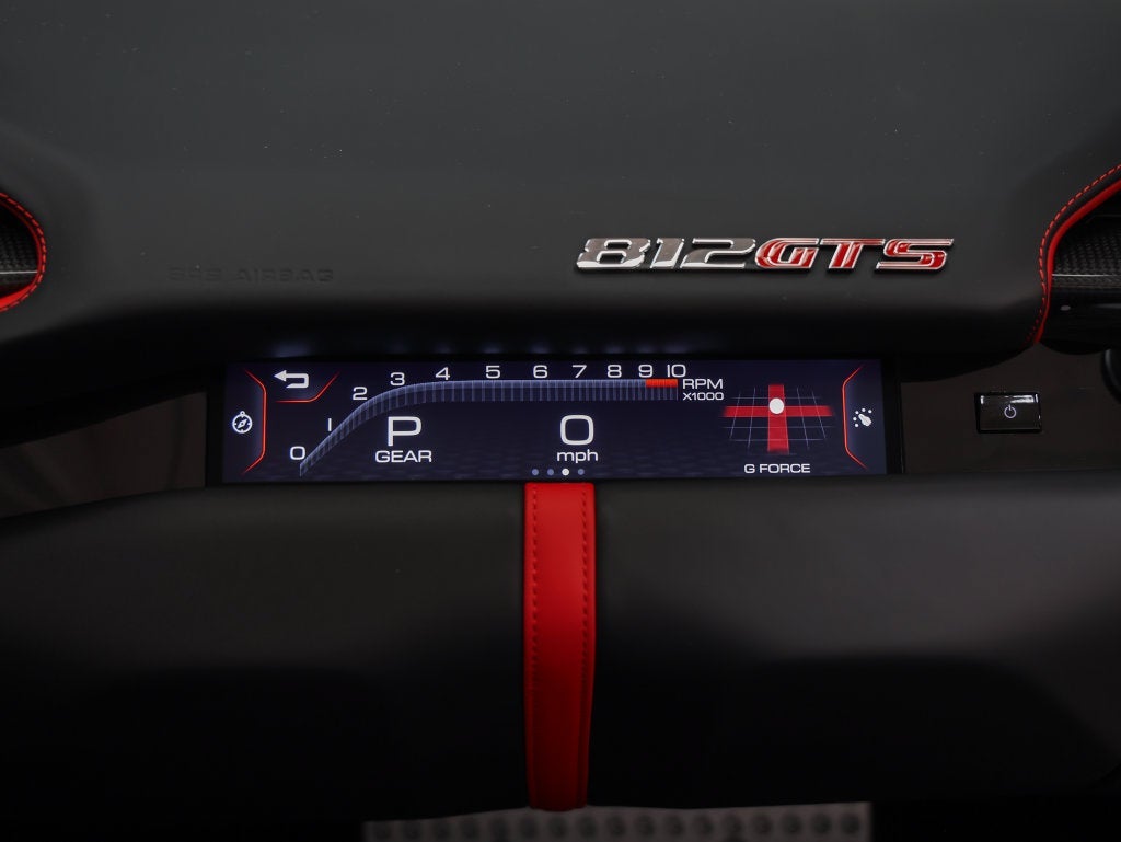 2023 Ferrari 812 GTS Base