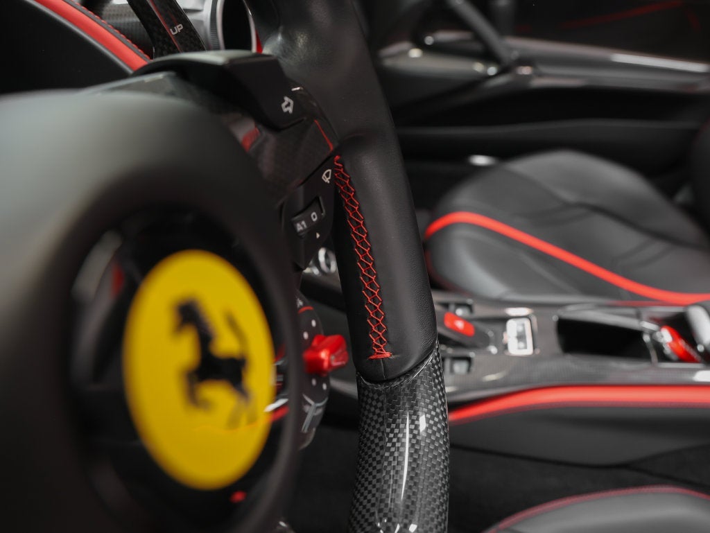 2023 Ferrari 812 GTS Base
