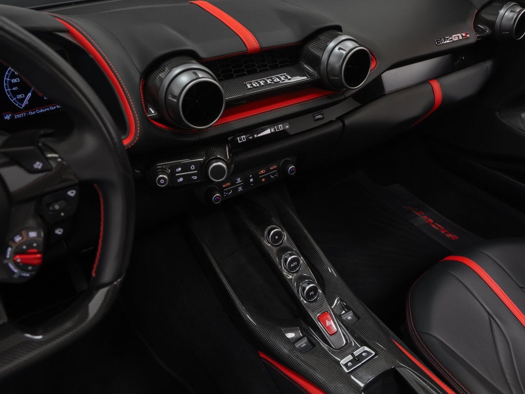 2023 Ferrari 812 GTS Base