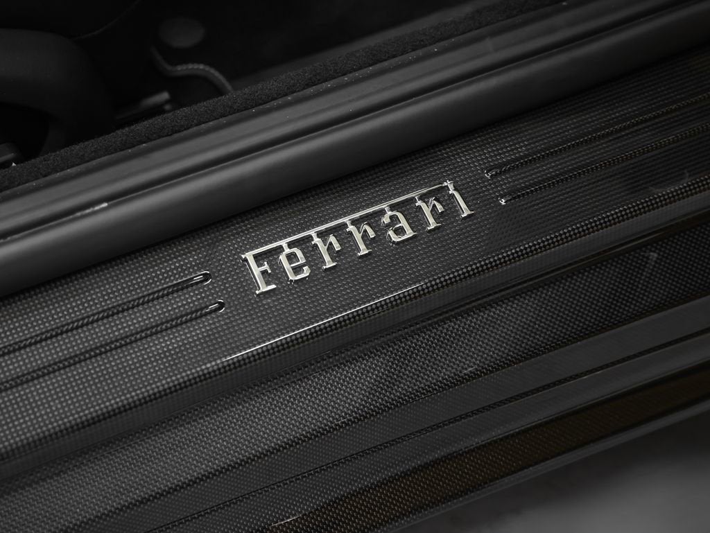 2021 Ferrari 812 GTS Base