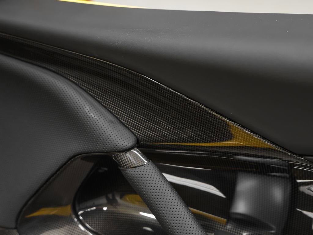 2021 Ferrari 812 GTS Base