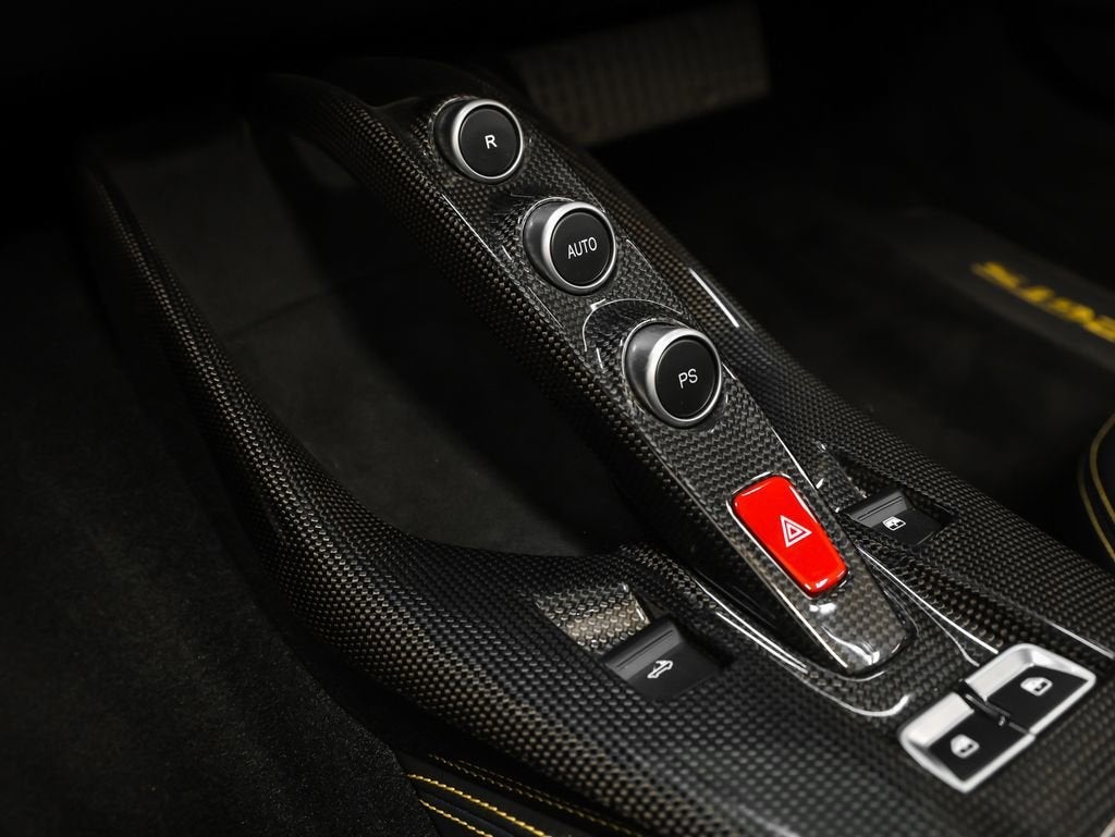 2021 Ferrari 812 GTS Base