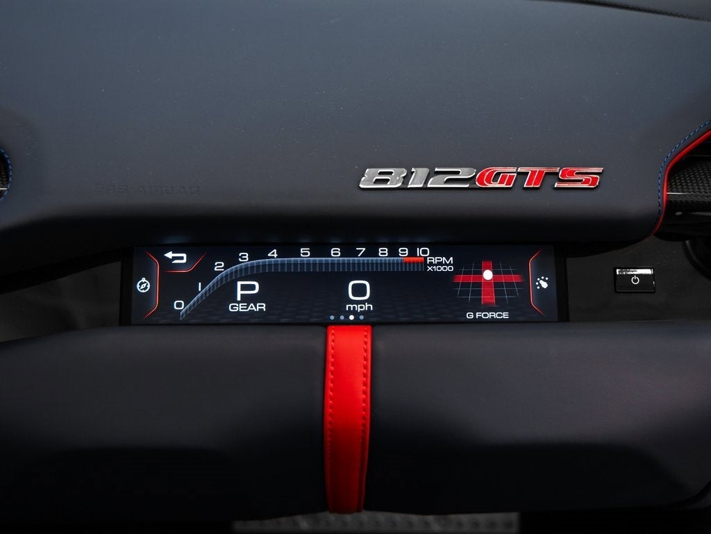 2021 Ferrari 812 GTS Base