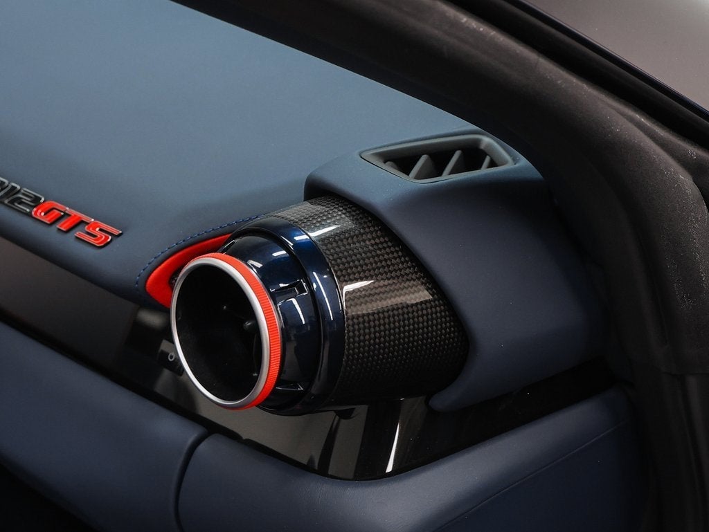 2021 Ferrari 812 GTS Base