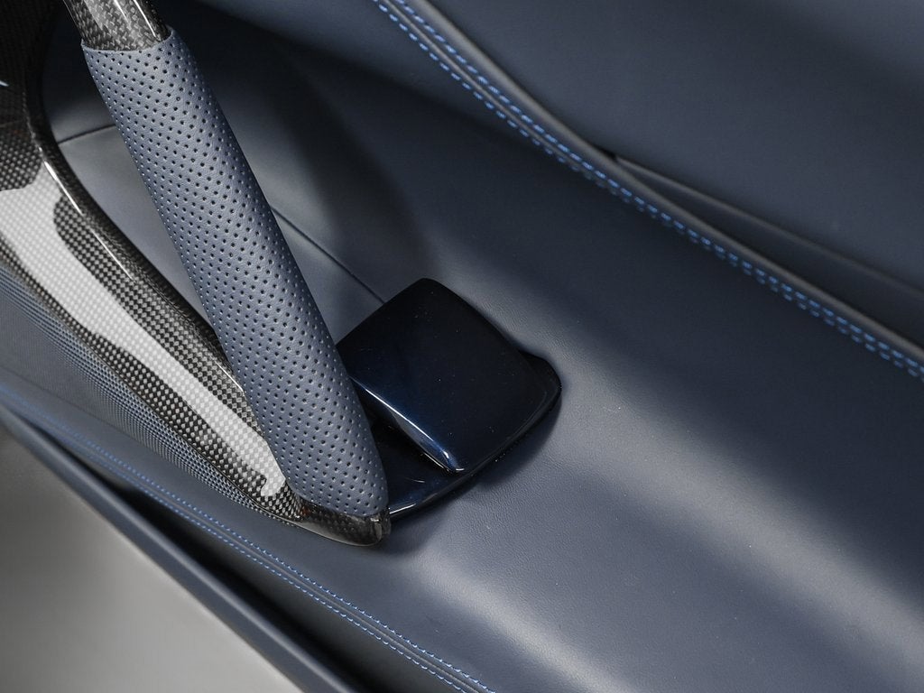 2021 Ferrari 812 GTS Base