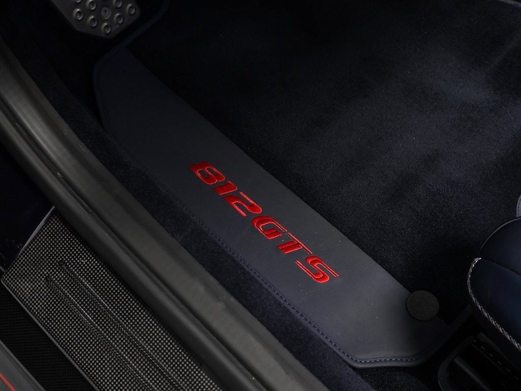 2021 Ferrari 812 GTS Base