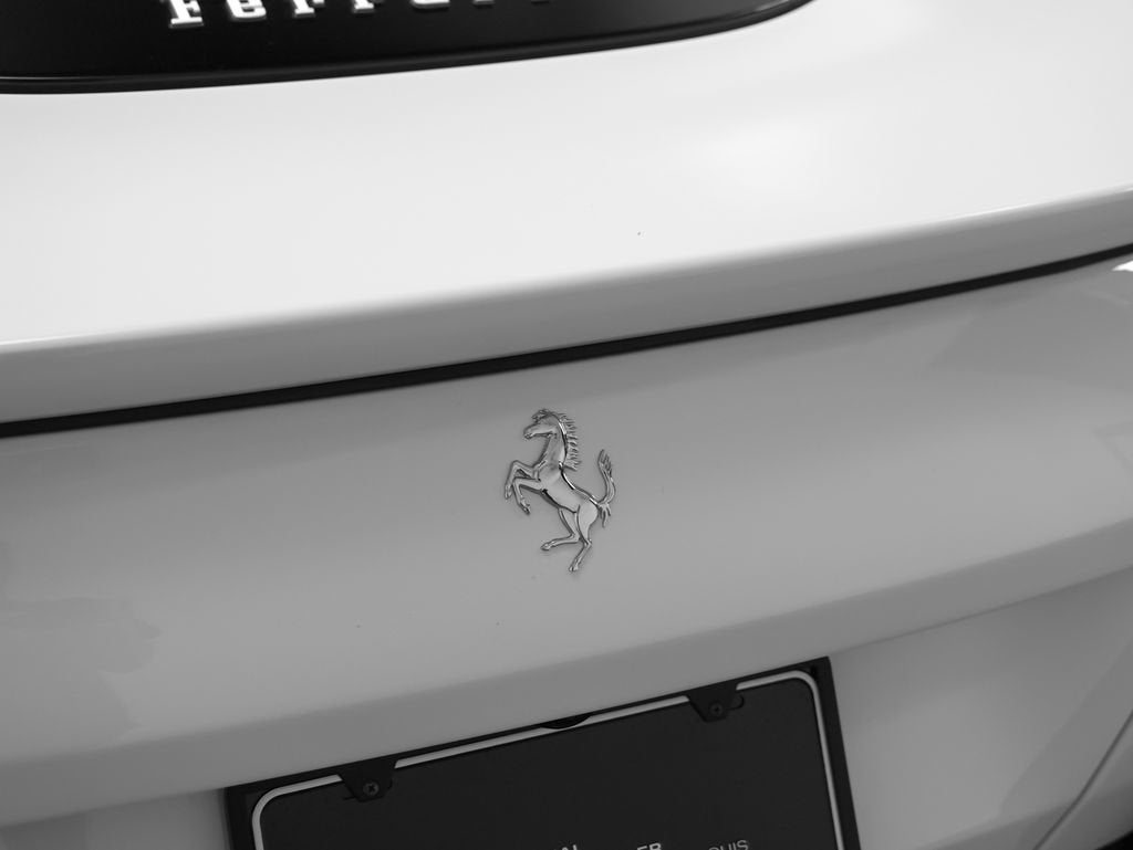 2023 Ferrari Roma Base